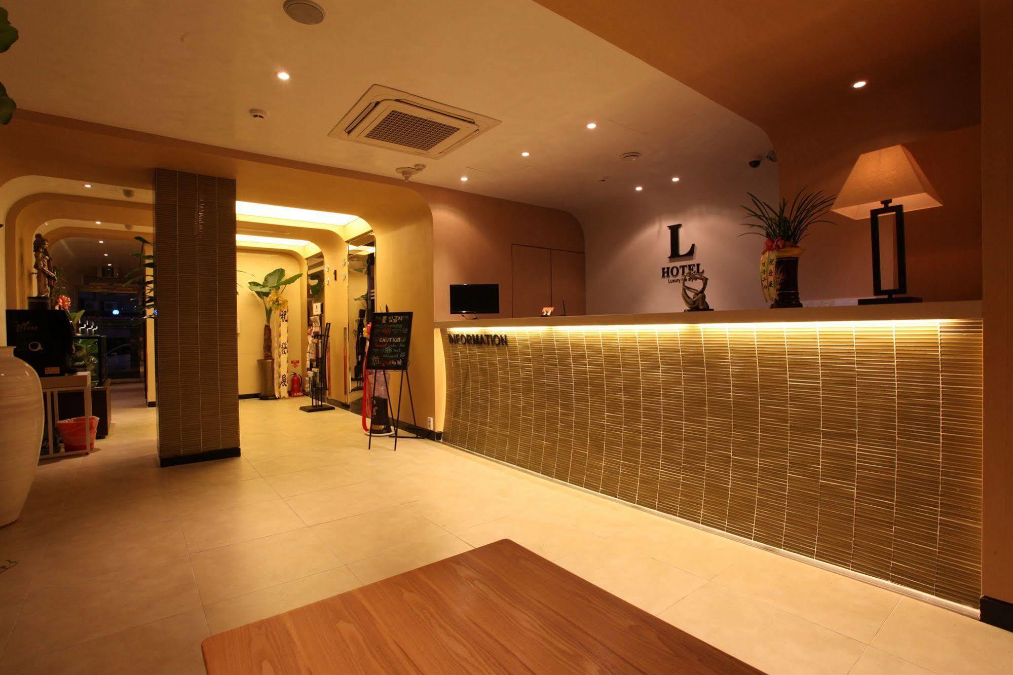 Yeongdeungpo Lifestyle F Hotel Seoul Exterior photo